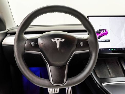 Used 2022 Tesla Model Y Performance AWD/4WD image 23