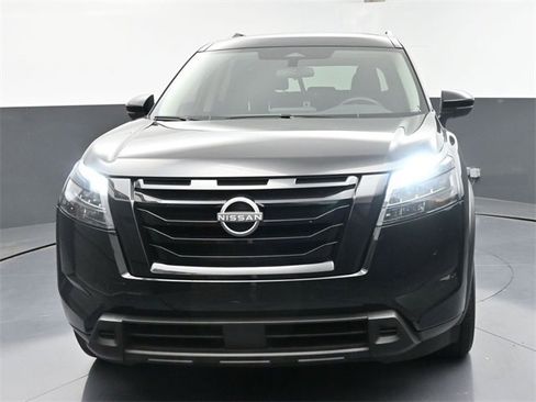 Used 2024 Nissan Pathfinder SV w/ Lighting Package (N92) image 40