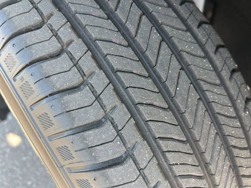 New 2026 GMC Terrain Elevation image 30