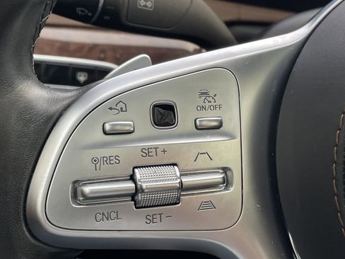 Used 2019 Mercedes-Benz S 560 4MATIC Sedan image 26