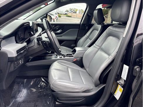 Used 2020 Lincoln Corsair Sport Utility 4D w/ Equipment Group 101A image 12