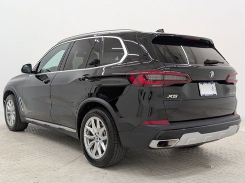 Used 2023 BMW X5 xDrive40i w/ Premium Package image 3