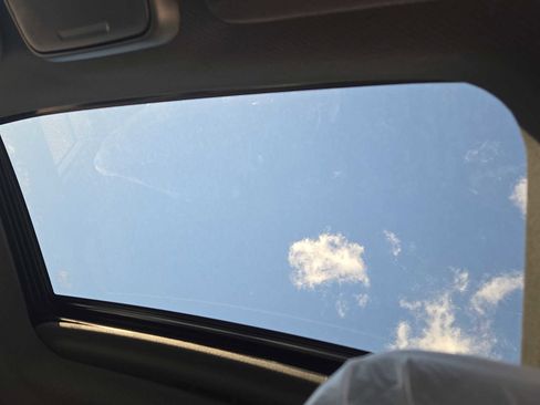 New 2026 Subaru Outback Limited image 7