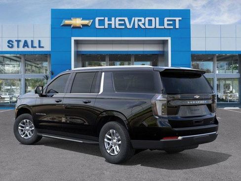 New 2026 Chevrolet Suburban LT w/ Comfort Package image 3