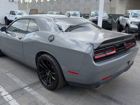 Used 2019 Dodge Challenger R/T Scat Pack w/ 1320 Drag Pack RWD image 5