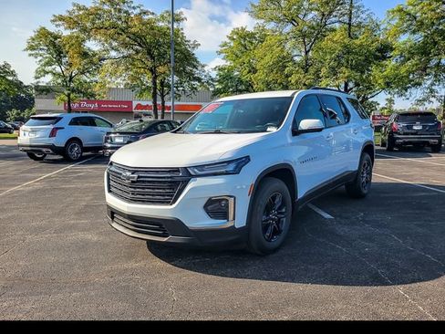 Certified 2023 Chevrolet Traverse LT FWD image 8