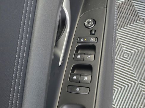 New 2026 Hyundai Elantra Limited FWD image 19