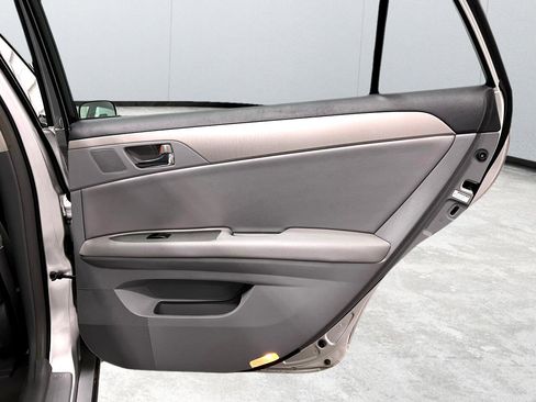 Used 2008 Toyota Avalon XLS image 23