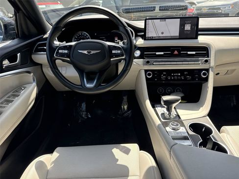 Used 2025 Genesis G70 2.5T AWD/4WD image 19
