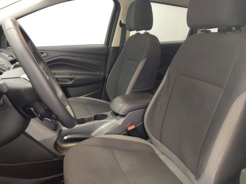 Used 2015 Ford Escape S image 17