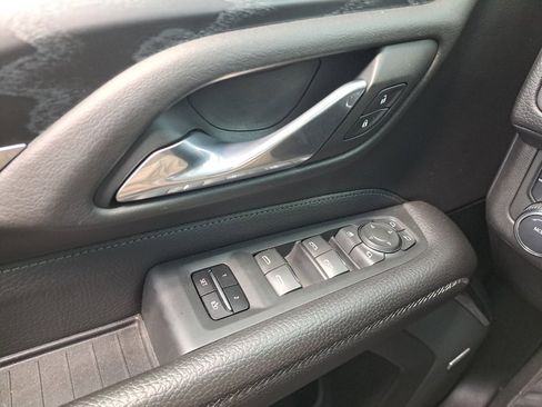 Used 2023 GMC Yukon Denali image 31