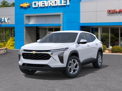 New 2026 Chevrolet Trax LS w/ LS Convenience Package image 6