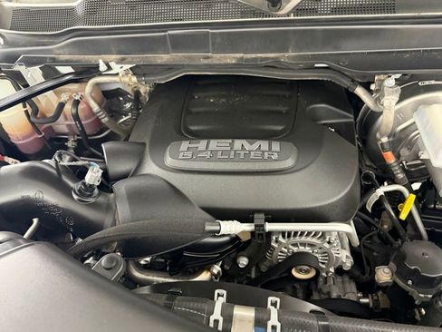 Used 2024 RAM 2500 Big Horn w/ Bed Utility Group image 32
