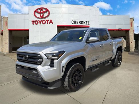 Used 2026 Toyota Tacoma SR5 RWD image 1