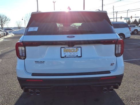 New 2026 Ford Explorer ST w/ Sun And Sound Package AWD/4WD image 4