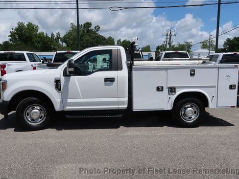 Used 2019 Ford F250 XL w/ Power Equipment Group RWD image 2