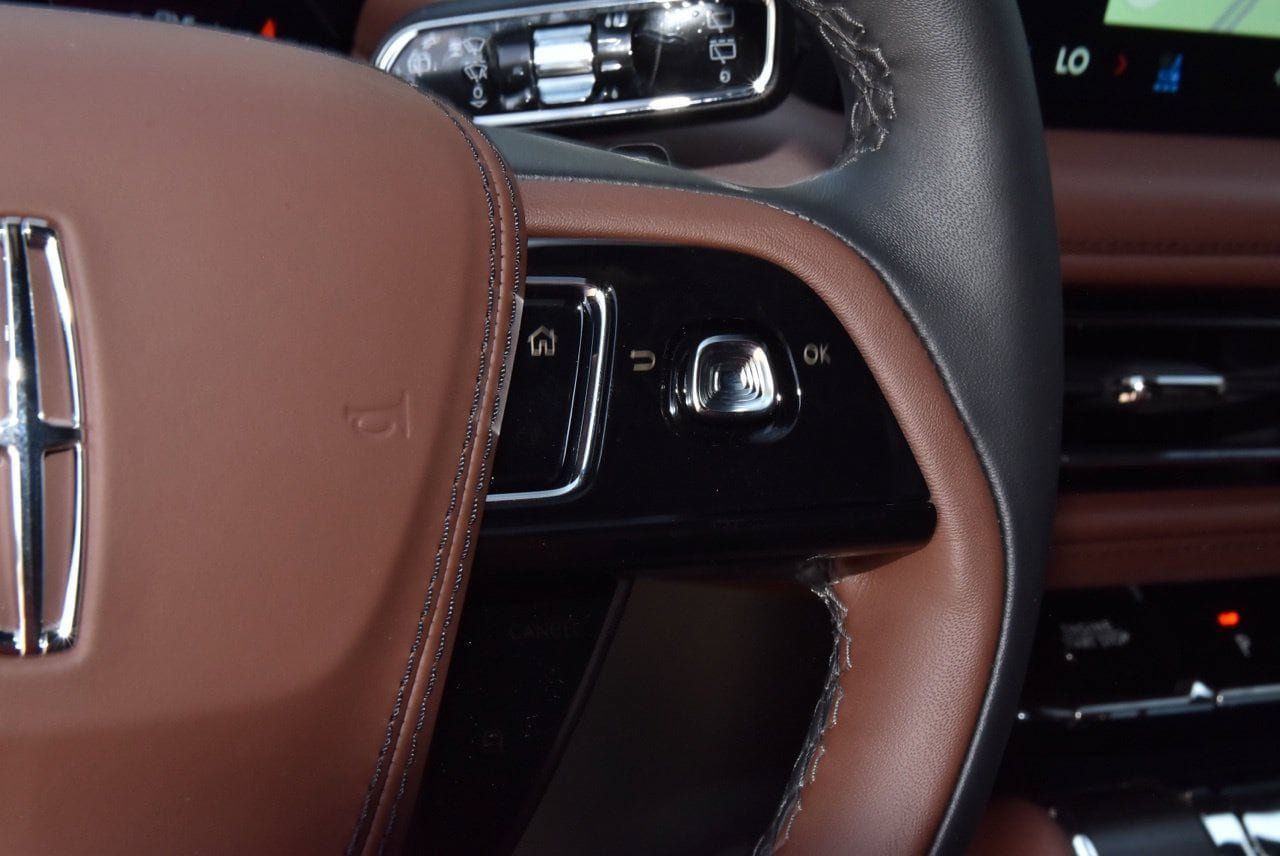 New 2026 Lincoln Aviator Reserve AWD/4WD image 26