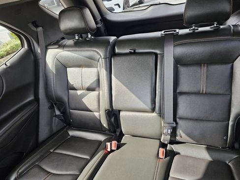 Used 2022 Chevrolet Equinox Premier image 16