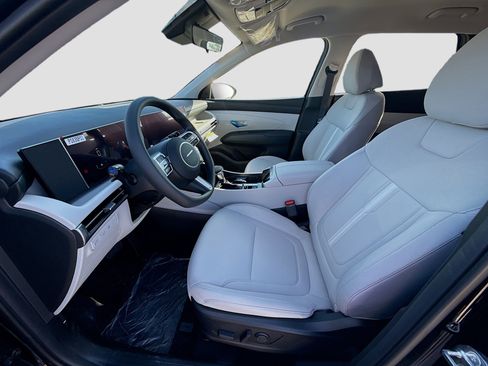 New 2026 Hyundai Tucson SEL image 14