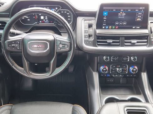 Used 2021 GMC Yukon XL AT4 w/ AT4 Premium Plus Package AWD/4WD image 27