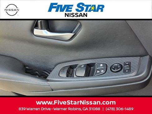 Used 2022 Nissan Sentra SV FWD image 30
