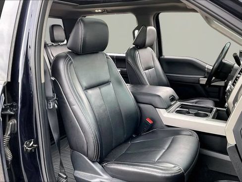 Used 2021 Ford F250 Lariat w/ Lariat Ultimate Package AWD/4WD image 20