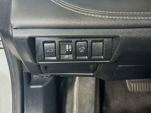 Used 2020 Subaru Outback Limited AWD/4WD image 11