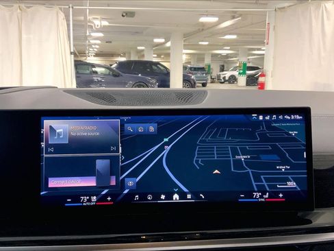 New 2026 BMW X5 xDrive50e w/ M Sport Package image 18