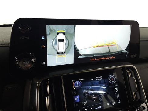 Used 2024 Lexus LX 600 4WD w/ Appearance Package image 30