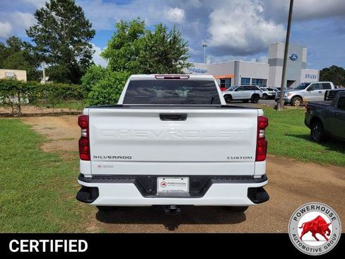 Used 2024 Chevrolet Silverado 1500 Custom AWD/4WD image 4
