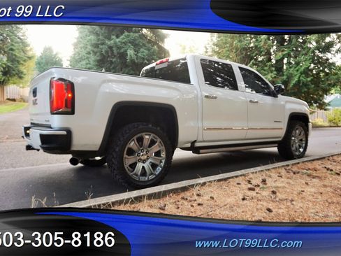 Used 2017 GMC Sierra 1500 Denali w/ Denali Ultimate Package image 9