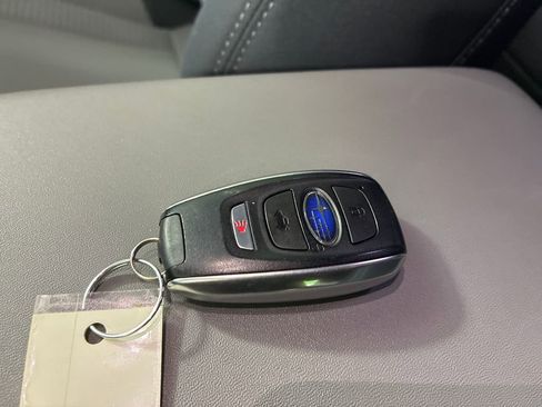 Used 2025 Subaru Outback Premium w/ Popular Package #1A image 37