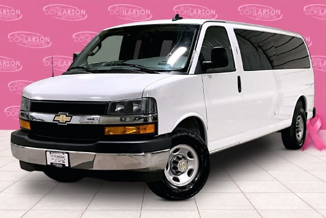 Certified 2025 Chevrolet Express 3500 LT w/ LT Preferred Equipment Group RWD image 3
