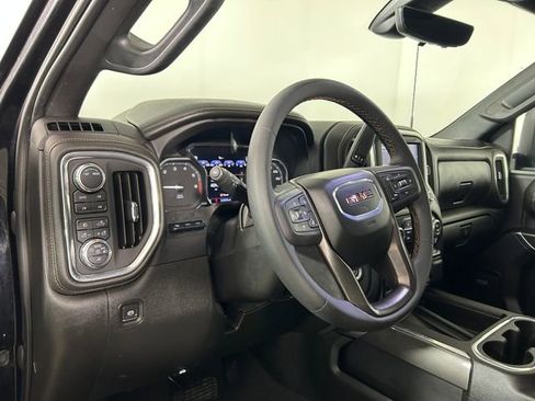 Used 2023 GMC Sierra 2500 AT4 w/ AT4 Preferred Package AWD/4WD image 14