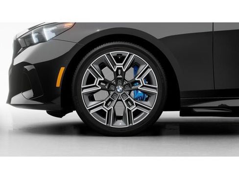 New 2027 BMW i5 xDrive40 w/ M Sport Package AWD/4WD image 8
