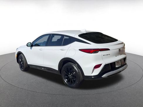 Used 2025 Buick Envista Sport Touring image 11