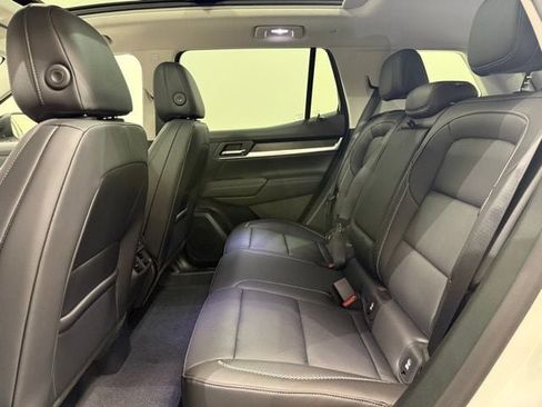 New 2026 GMC Terrain Denali w/ LPO, Black Badging Package AWD/4WD image 26