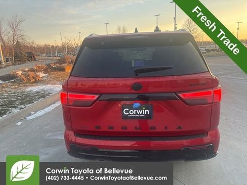Used 2024 Toyota Sequoia Platinum image 5