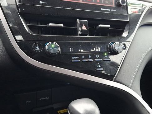 Used 2024 Toyota Camry XSE w/ Cold Weather Package image 15