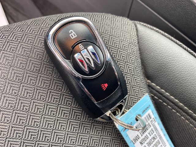 Certified 2024 Buick Encore GX Preferred FWD image 23