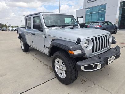 Used 2023 Jeep Gladiator Sport
