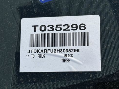 Used 2017 Toyota Prius Three Touring image 14