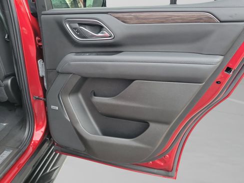 Used 2021 Chevrolet Tahoe LT image 12