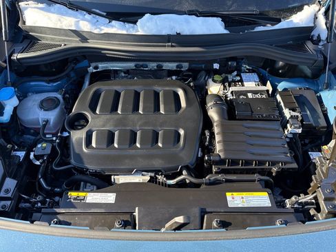 Used 2025 Volkswagen Tiguan SE AWD/4WD image 37