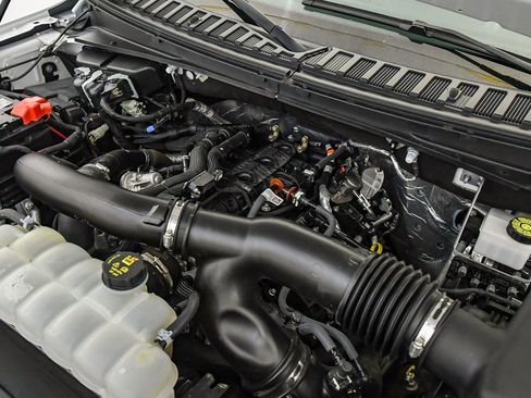 Used 2023 Ford Expedition Limited image 29