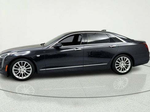 Used 2020 Cadillac CT6 Luxury AWD/4WD image 2