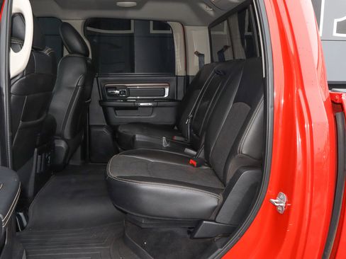 Used 2015 RAM 1500 Laramie w/ Convenience Group image 8
