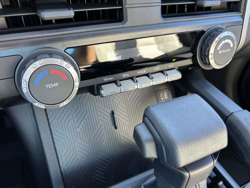 New 2026 Toyota 4Runner SR5 AWD/4WD image 23