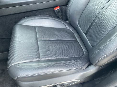 Used 2022 Jeep Wagoneer Series III w/ Flexible Seating Group image 10