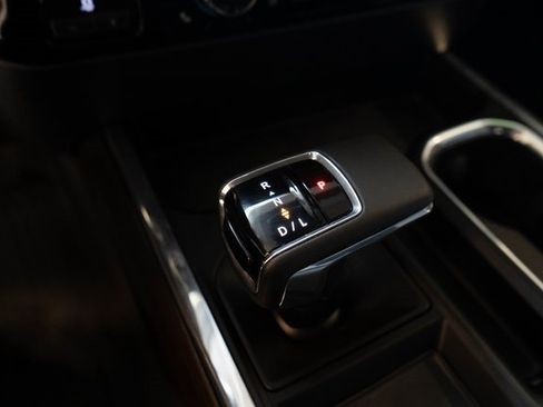 Used 2023 GMC Sierra 1500 SLT w/ SLT Premium Plus Package image 31